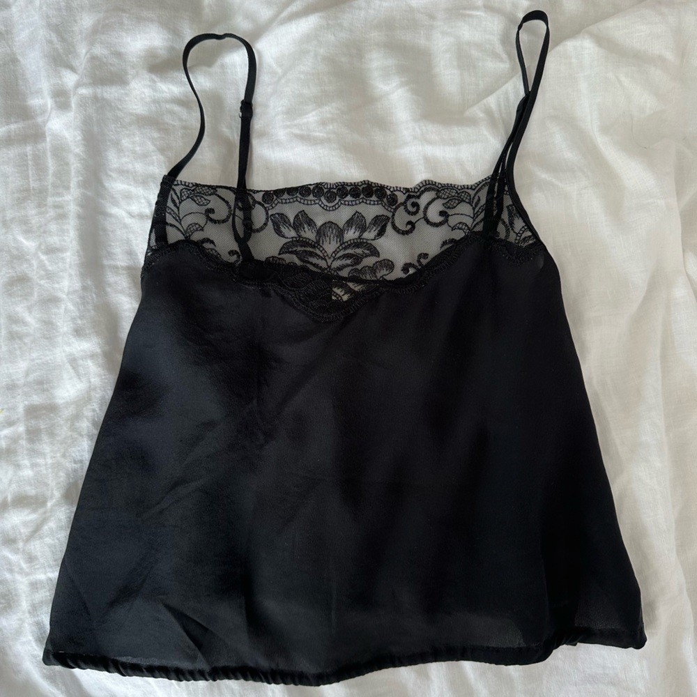 Aritzia Wilfred silk tank